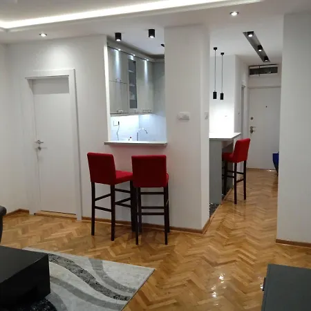 Like Apartment