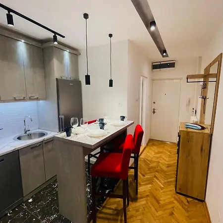 Apartment Like *